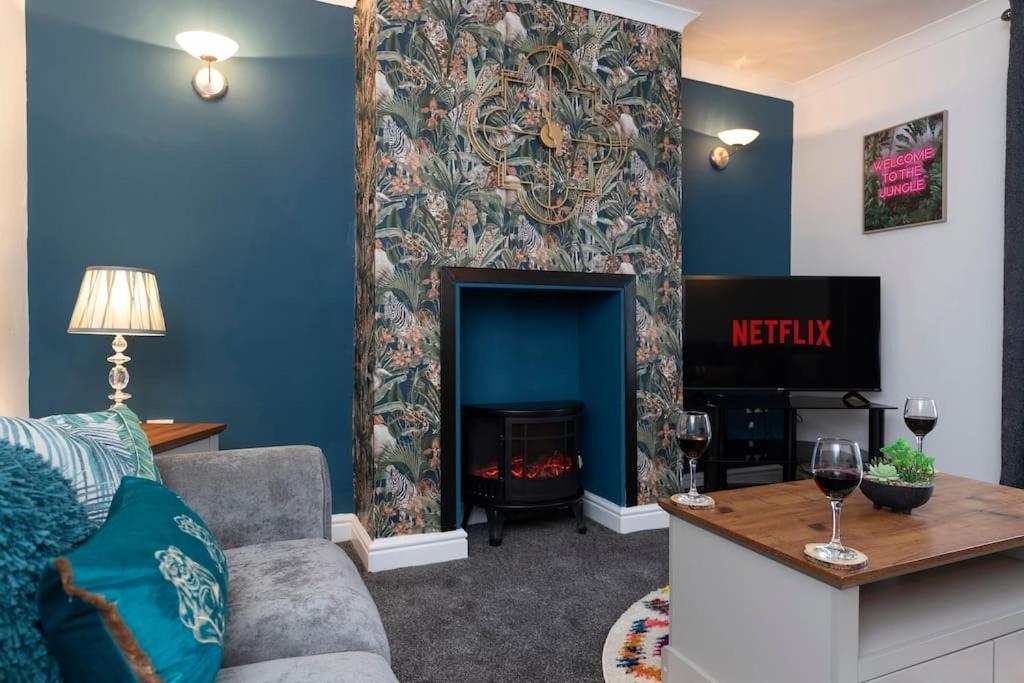 Town Centre & All The Comforts! Guisborough Exterior photo